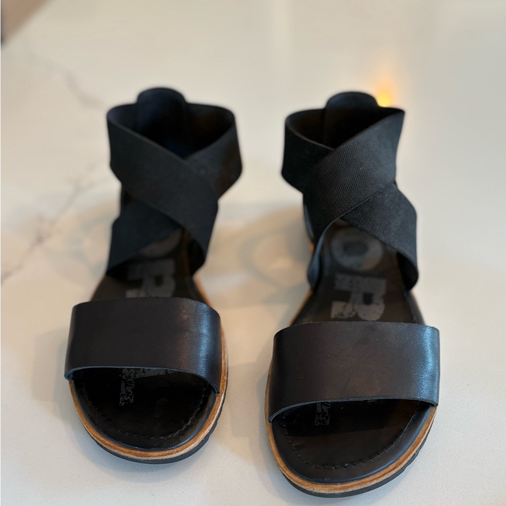 Sorel Black Strappy Sandals
